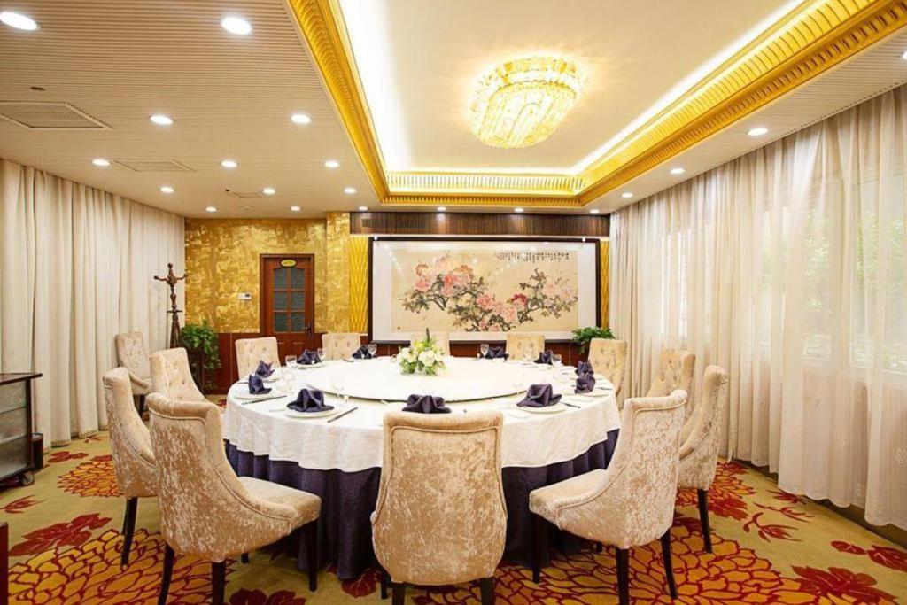 Zhengzhou Airport Hotel Exterior foto